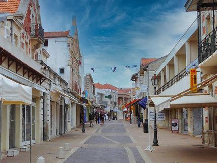 Hotel Dejean 178 Soulac-sur-Mer Exterior foto